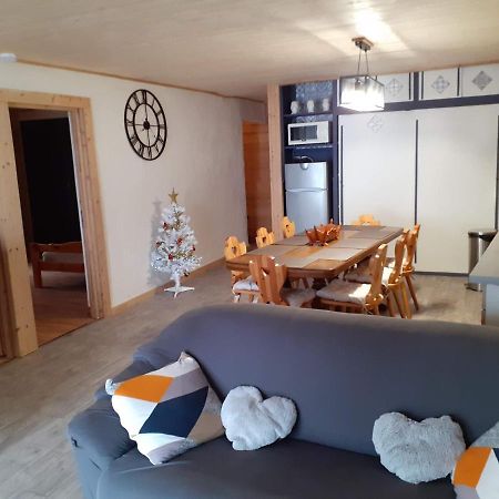 Apartament La Maison Du Rocher Bourg-Saint-Maurice Zewnętrze zdjęcie